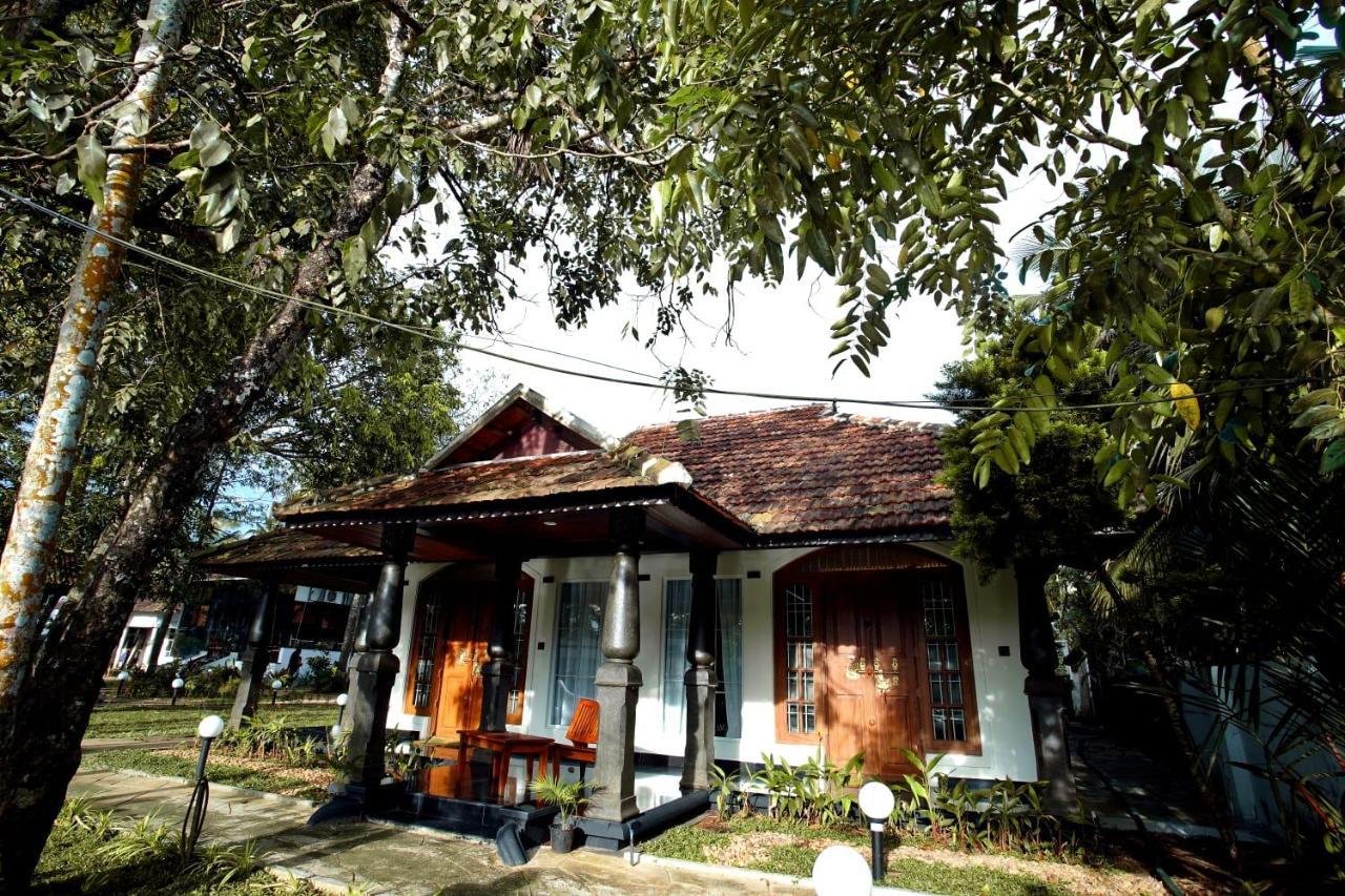 Bamboo Lagoon Backwater Front Resort Alappuzha ภายนอก รูปภาพ