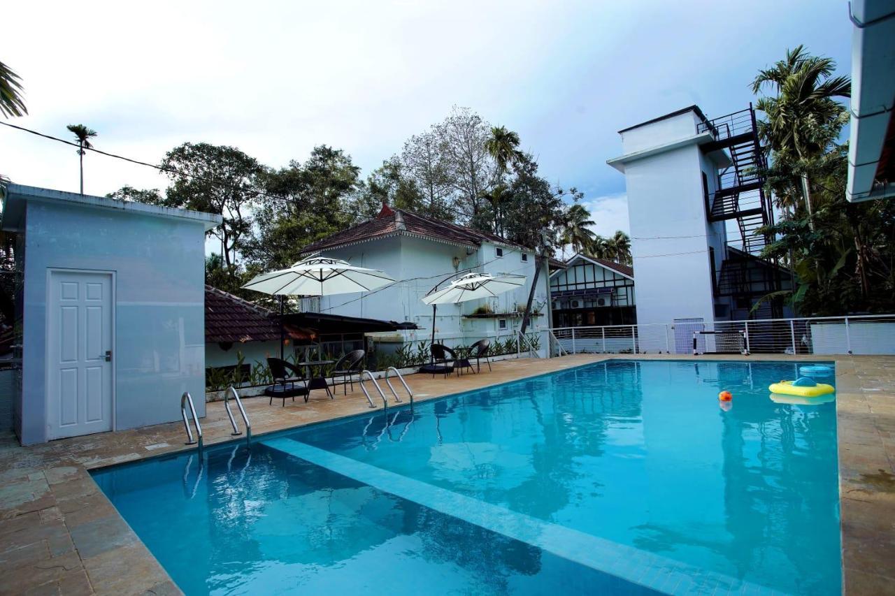 Bamboo Lagoon Backwater Front Resort Alappuzha ภายนอก รูปภาพ