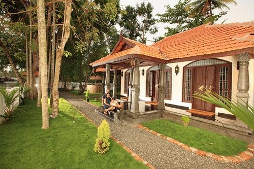 Bamboo Lagoon Backwater Front Resort Alappuzha ภายนอก รูปภาพ